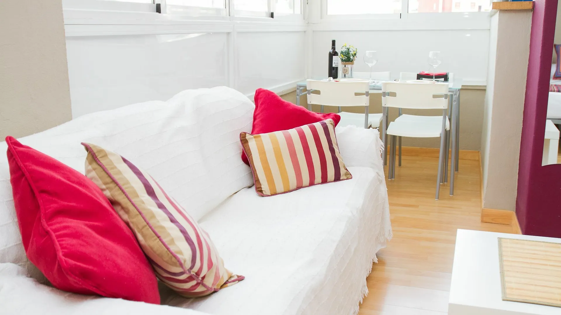 Adorable Studio In Málaga 0*,