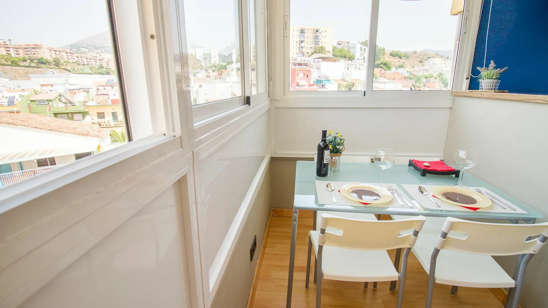 Adorable Studio In Málaga 0*,  España